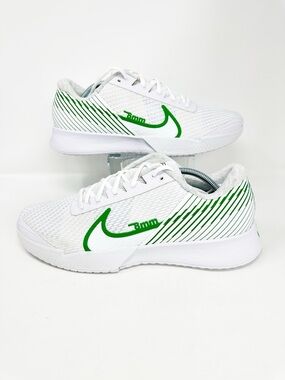 NikeCourt Air Zoom Vapor Pro 2 HC White Kelly Green Size 11.5 DR6191-102